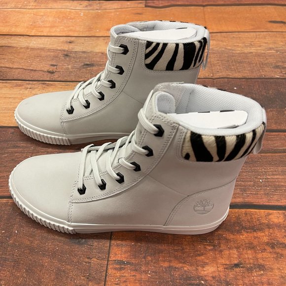 Timberland Women's Skyla Bay 6 Inch White Nubuck Sneaker Boots - Picture 6 of 7